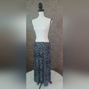 Women's Black Boho Tiger Print Career Wear Maxi Skirt Size 1X